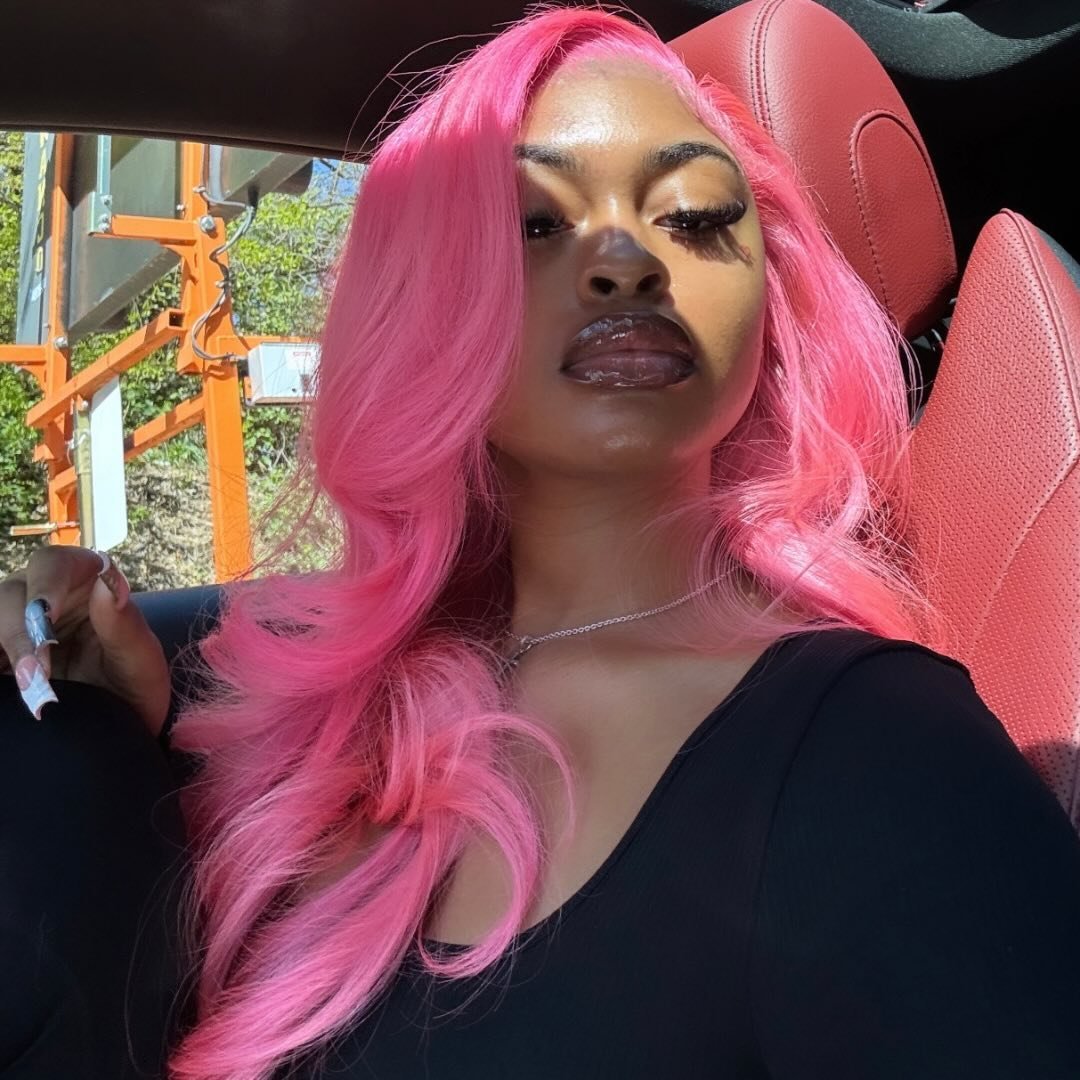 Khia Monique (@khiamonique)