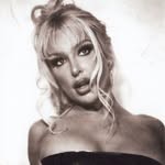 tana mongeau (@tanamongeau)