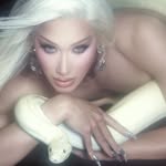 @plastiquetiara