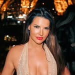 STEPH ADAMS (@stephadams2012)