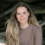 @risingwoman