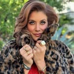 Kate Walsh (@katewalsh)