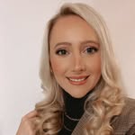 @anna_louisa_at_home